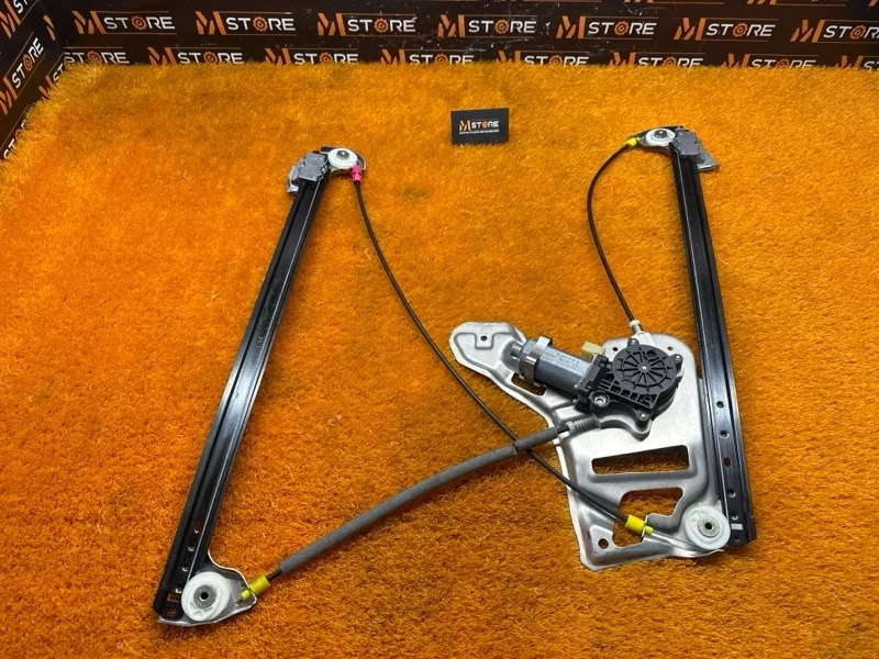 Стеклоподъемник Land Rover Range Rover 2002 83810199 L322 M62B44, передний правый