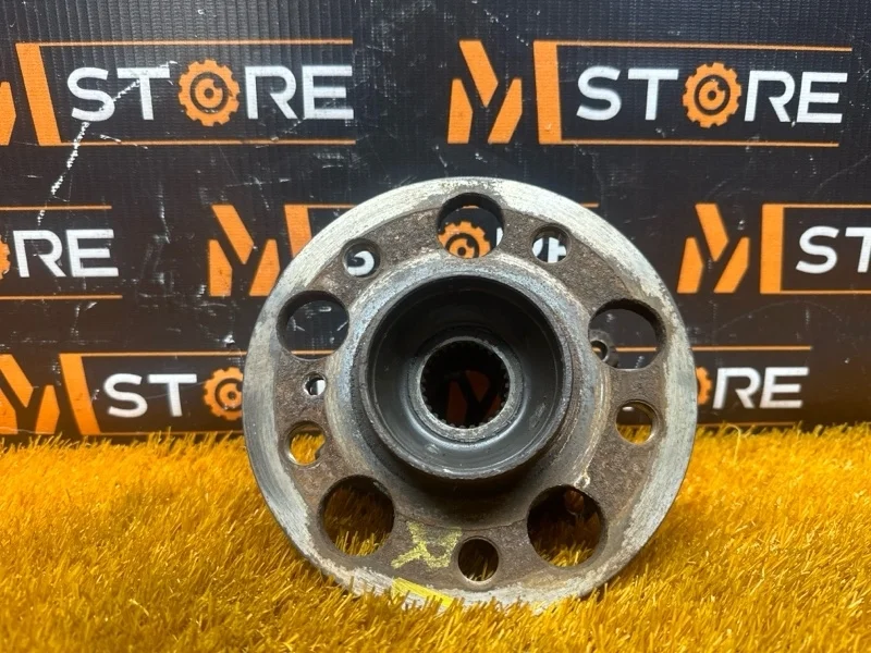 Ступица Mercedes-Benz E-Class 2010 A2303570308 C207 271.860, задняя левая