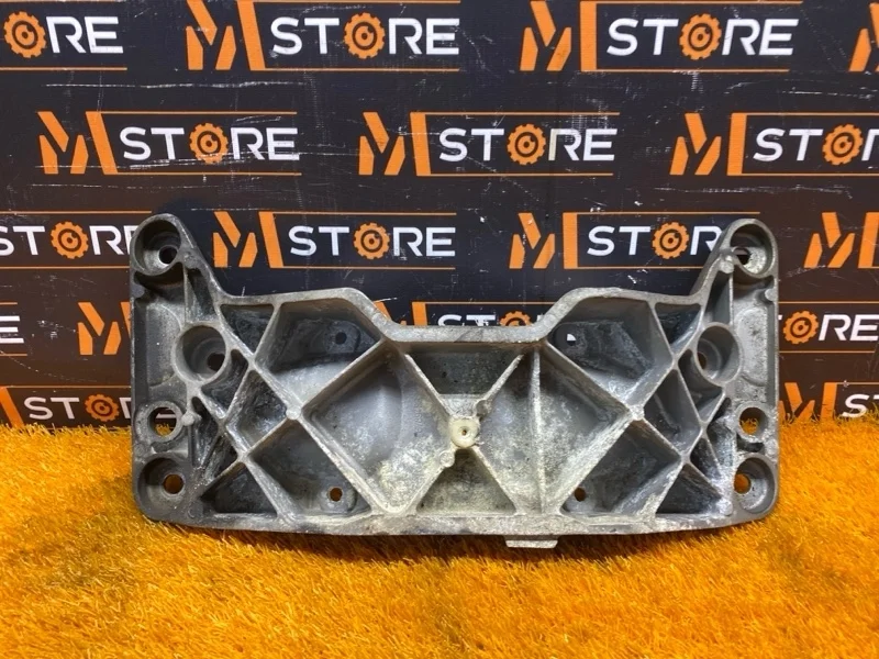 Кронштейн КПП Bmw 5-Series 2011 22326789483 F11 N52B30A