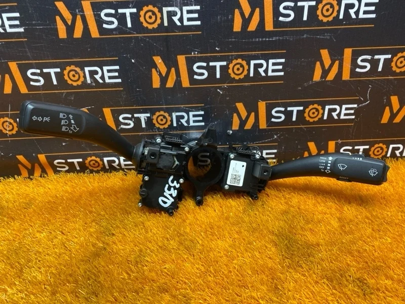 Блок подрулевых переключателей Audi A5 2011 8R0953502C 8T CDNC