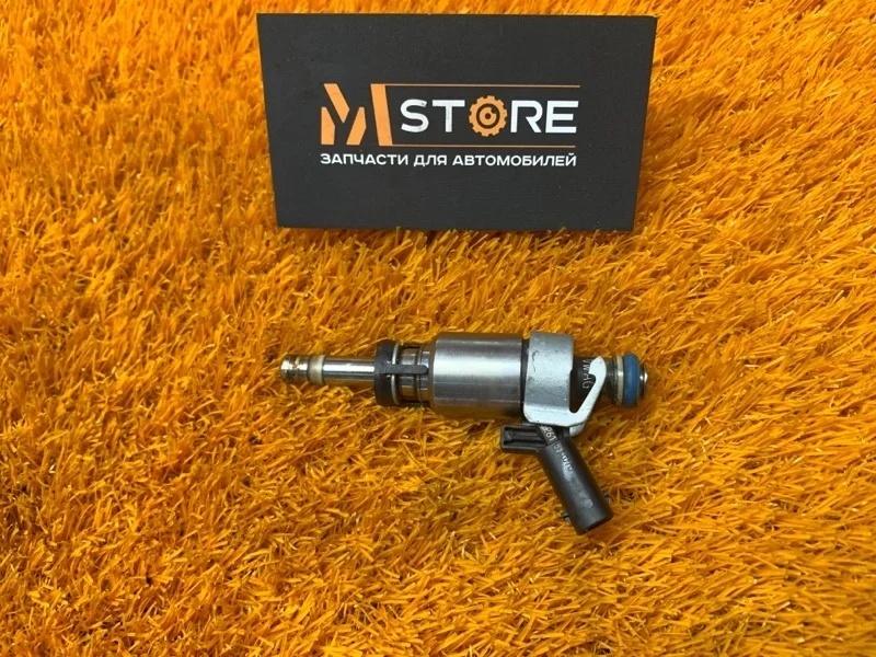 Форсунка топливная Audi A4 2013 06H906036G B8/8K CDNB
