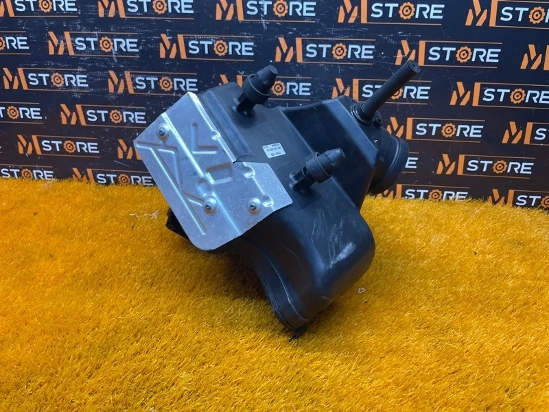 Корпус воздушного фильтра Audi A4 2009 8R0133837S B8/8K CDNC