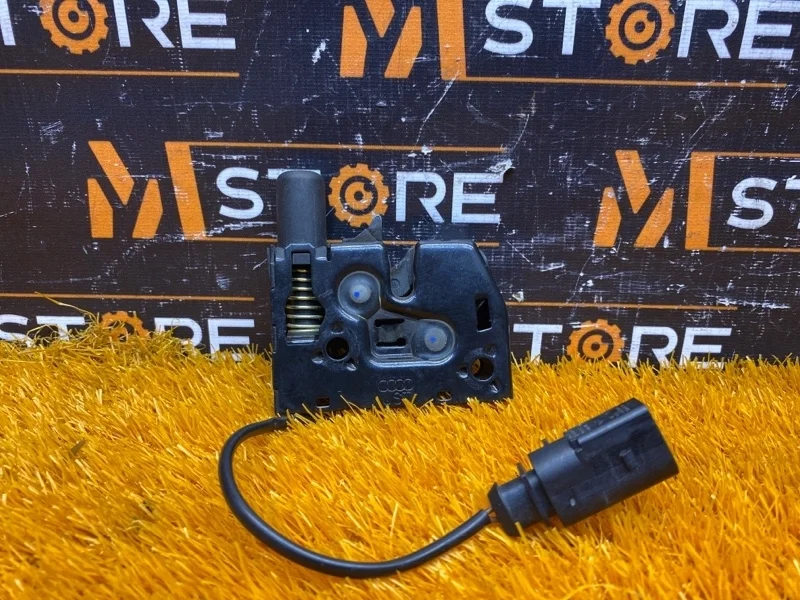 Замок капота Audi A8 2011 4H0823509C D4/4H CGWA