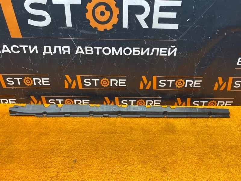 Кронштейн порога Bmw X5 2009 51777207196 E70 N52B30A, правый