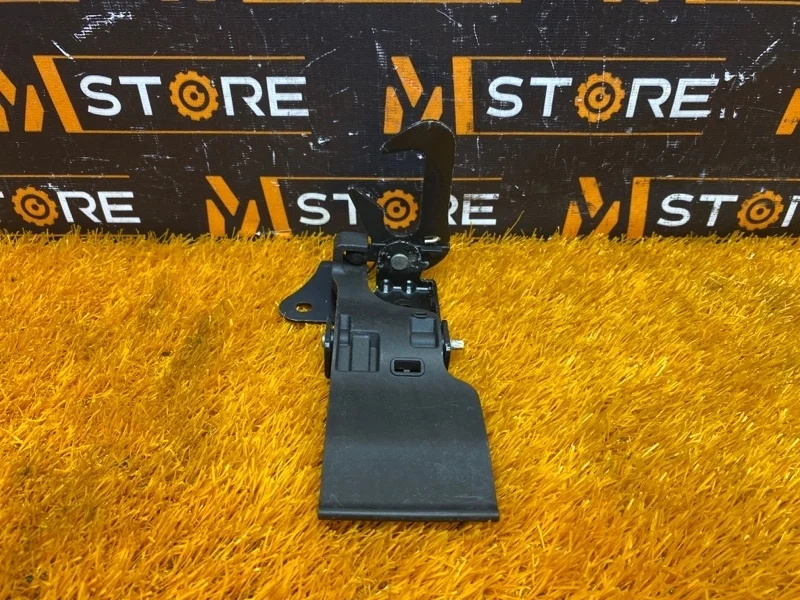 Замок капота Audi A8 2011 4H0823485C D4/4H CGWA