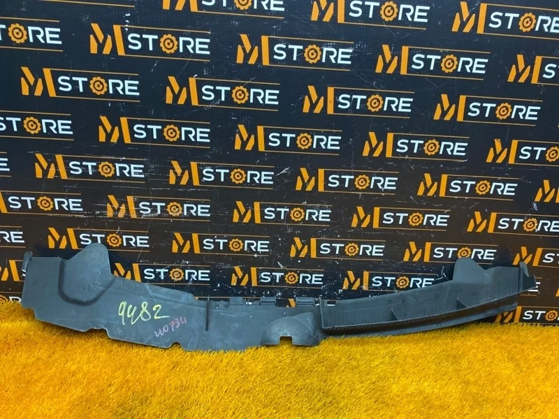 Дефлектор радиатора Volkswagen Passat Cc 2010 3C8121330B B6/358 CCZB