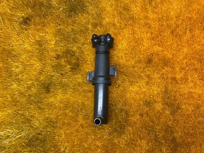 Форсунка омывателя фары Audi Q5 2009 8R0955101 8R CALB, левая