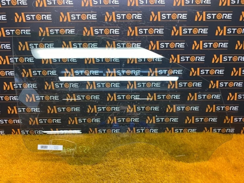 Стекло боковое Porsche Cayenne 2008 95554251210 957 M4801, переднее правое