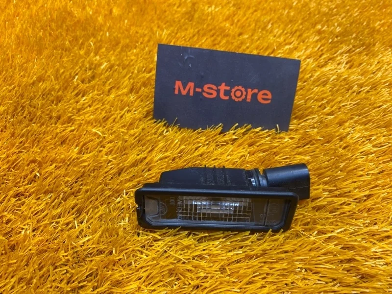 Подсветка номера Porsche Cayenne 2012 1K8943021 958 4802, задняя