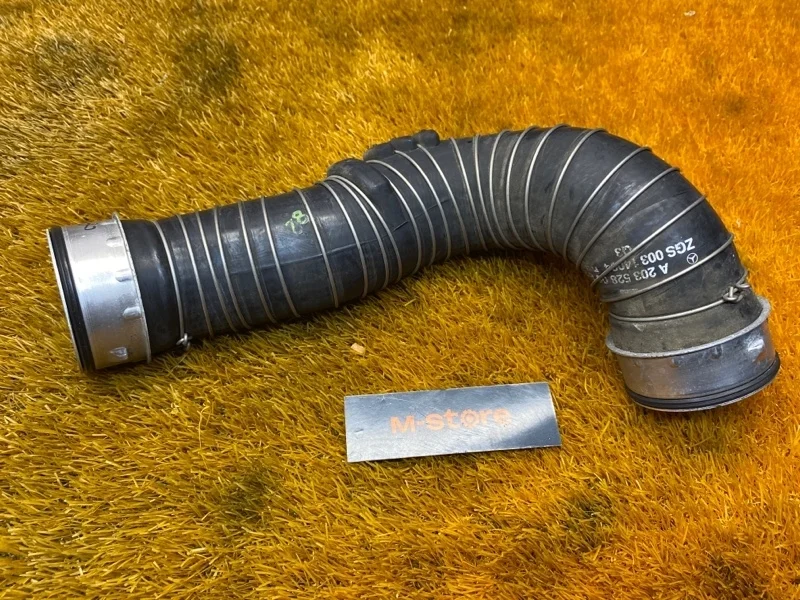 Патрубок интеркулера Mercedes-Benz C-Class 2003 A2035280682 W203 271.946, левый