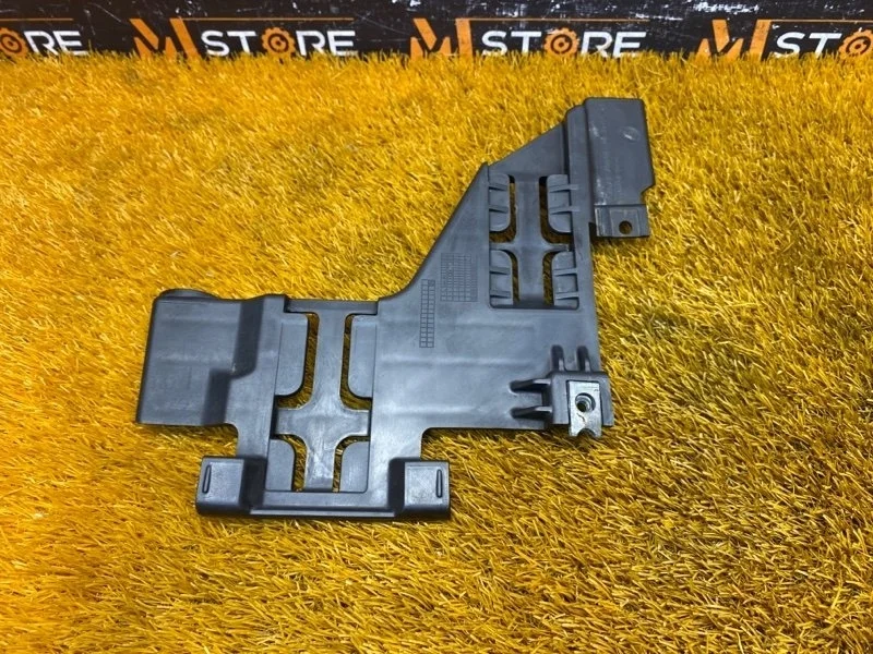 Кронштейн фары Audi Q5 2009 8R0941453 8R CALB, левый