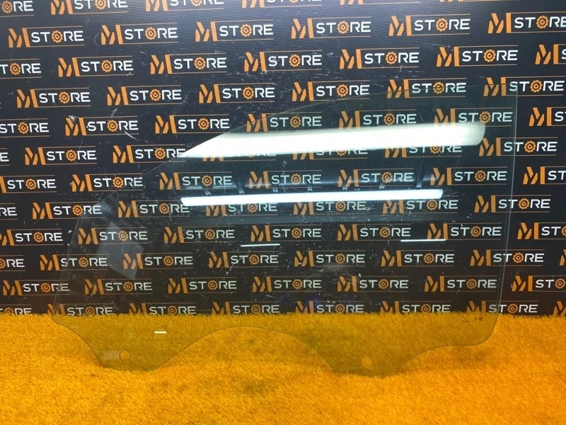 Стекло боковое Porsche Cayenne 2006 95554251104 955 4800, переднее левое