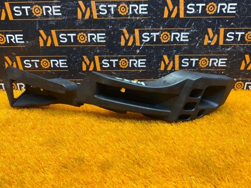 Крепление бампера Porsche Cayenne 2012 7P5807394A 958 4802, заднее правое