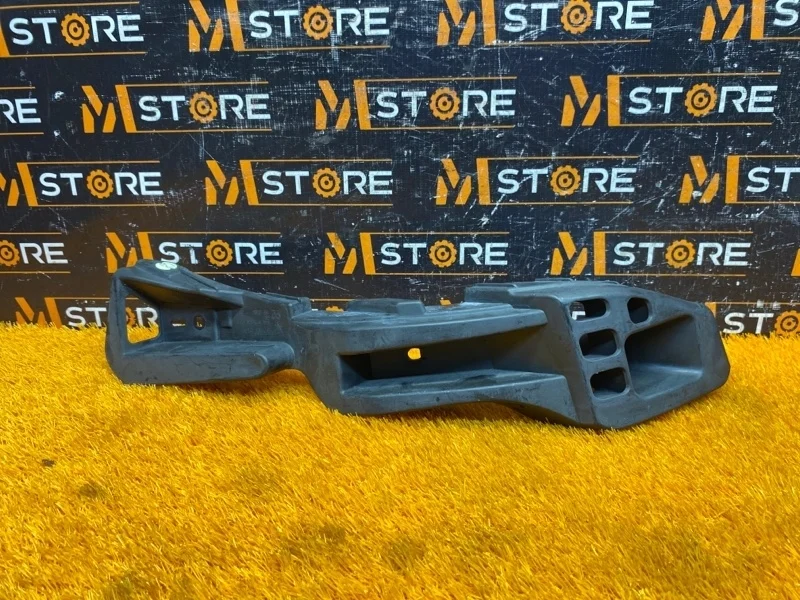 Крепление бампера Porsche Cayenne 2012 7P5807393A 958 4802, заднее левое