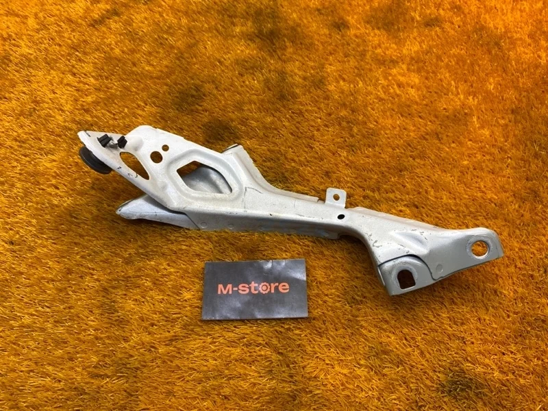 Крепление крыла Audi A6 2012 4G0805815 C7/4G CHJ, переднее левое