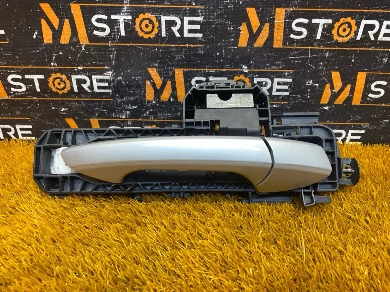Ручка двери внешняя Mercedes-Benz B-Class 2013 A2047601634 W246 270.910, задняя правая