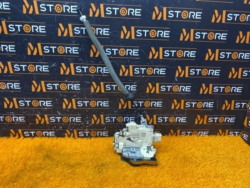 Замок двери Audi A7 2013 4G0839016 4G CGW, задний правый