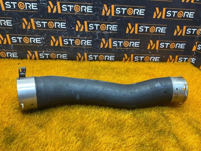 Патрубок интеркулера Bmw 3-Series 2014 13717597591 F30 N20B20B