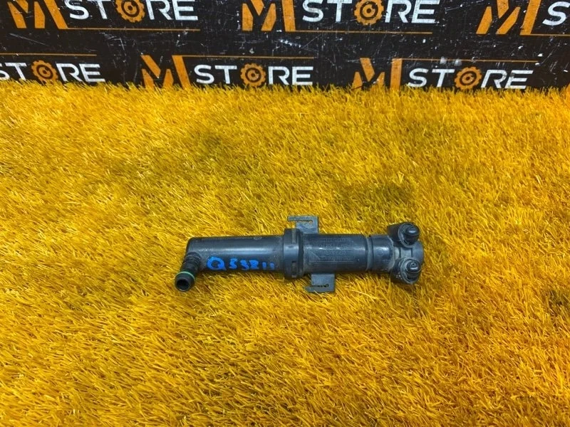 Форсунка омывателя фары Audi Q5 2011 8R0955101 8R CDNC, левая