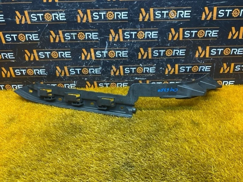 Крепление бампера Porsche Cayenne 2008 7L5807394E 957 5501, заднее правое