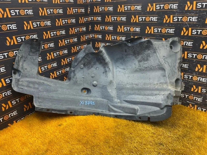 Подкрылок Bmw X1 2014 51772990090 E84 N20B20A, передний правый