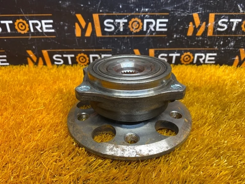 Ступица Mercedes-Benz C-Class 2010 A2303570308 W204 272.947, задняя левая