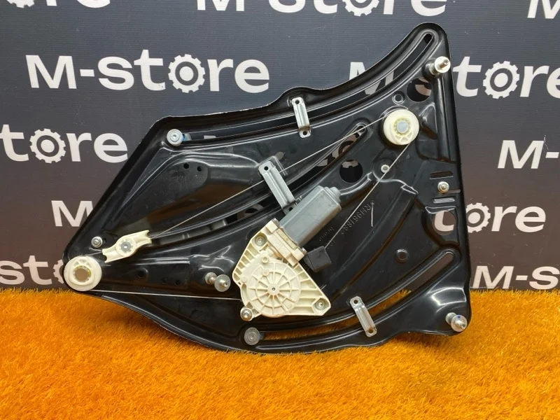 Стеклоподъемник Mercedes-Benz E-Class 2010 A2076701803 C207 272.988, задний правый