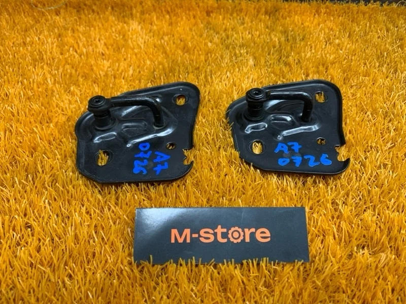 Скоба капота Audi A7 2013 4G0823186 4G CGW