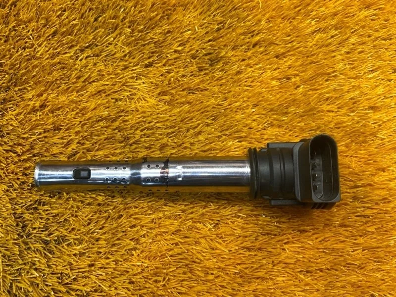 Катушка зажигания Audi A4 2014 07K905715F B8/8K CDN