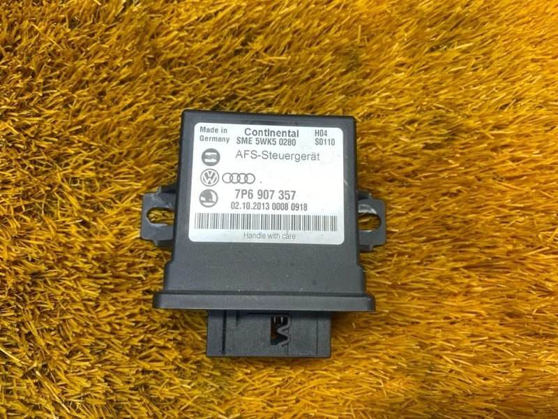 Блок управления светом Volkswagen Touareg 2013 7P6907357 7P CGRA