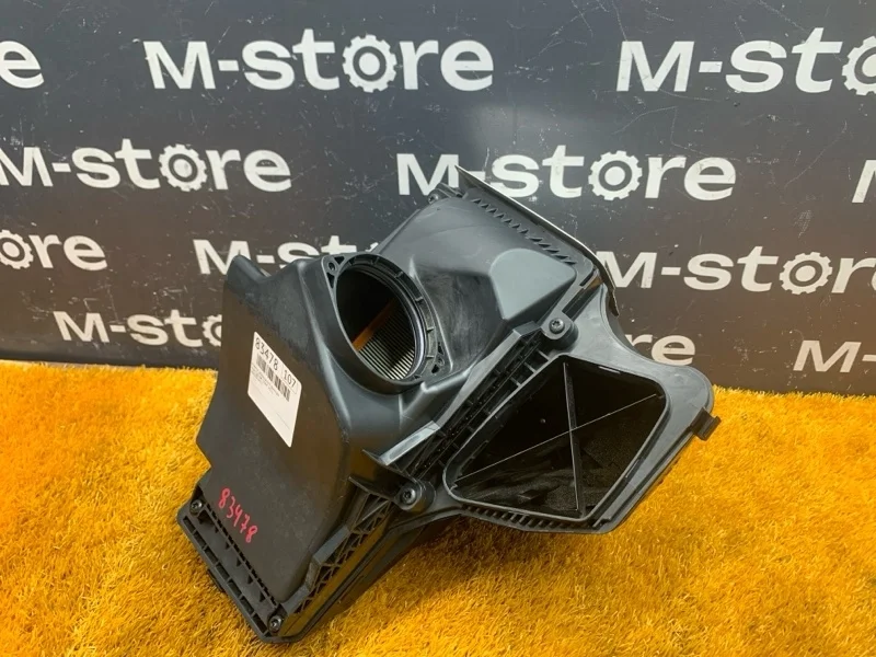 Корпус воздушного фильтра Audi Q5 2011 8R0133837S 8R CDNC