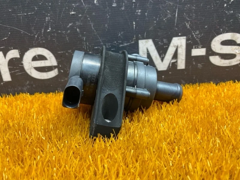 Помпа дополнительная Volkswagen Jetta 2010 1K0965561F 1K CAVD