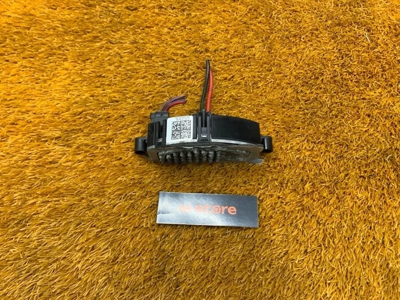 Регулятор отопителя Audi A5 2013 8T0820521A 8T CDN