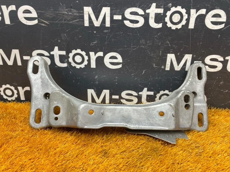 Кронштейн КПП Bmw 3-Series 2004 1096250 E46 M54B22 (226S1)