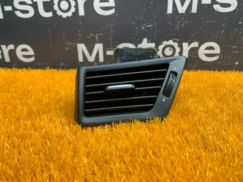 Дефлектор воздушный Bmw X1 2012 64222991233 E84 N20B20A, передний левый