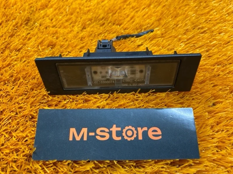 Подсветка номера Bmw 1-Series 2012 63267193294 F20 N13B16A