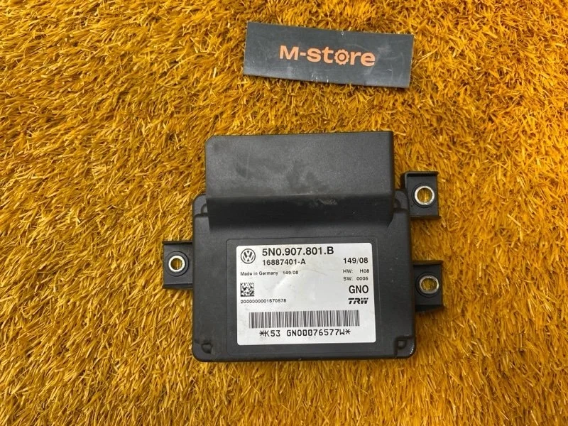 Блок управления стояночным тормозом Volkswagen Tiguan 2008 5N0907801B 5N CAW