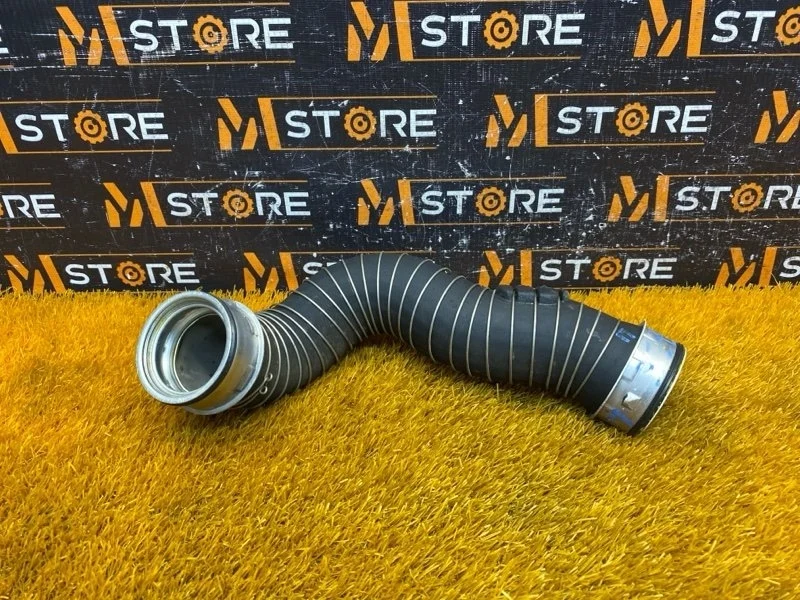 Патрубок интеркулера Mercedes-Benz C-Class 2006 A2035280682 W203 271.946, левый