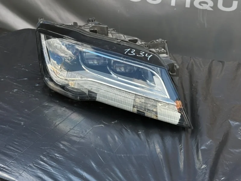 Фара Audi A7 2012 4G8941034C 4G CGXB, правая