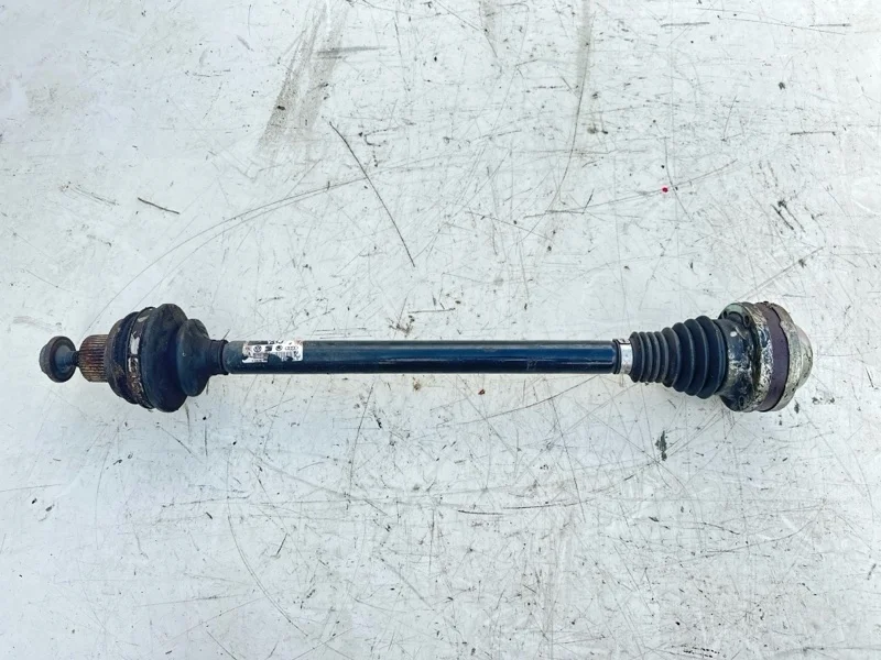 Привод Audi A4 2010 8K0501203J 8K2 CAEB, задний правый