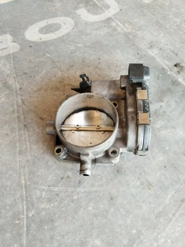 Дроссельная заслонка Mercedes-Benz S-Class A1131410125 W220 113.960