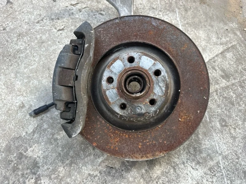 Ступица Audi A6 2011 4F0407254G C7 CCAA, передняя правая