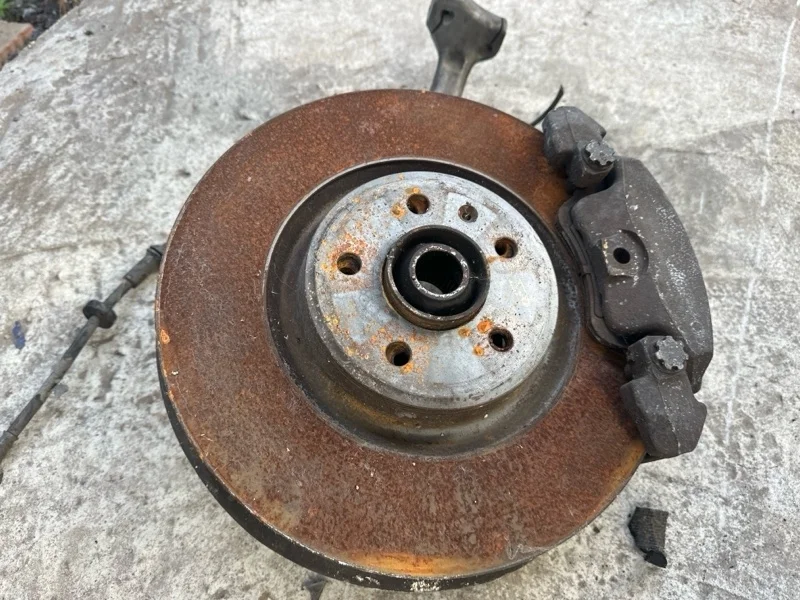 Ступица Audi A6 2012 8K0407613B 4G2 CDUD, передняя левая