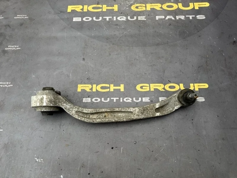 Рычаг подвески нижний Audi A6 2011 4F0407693H C7 CCAA, передний левый