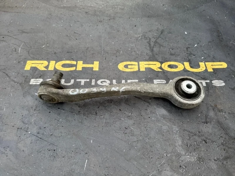 Рычаг подвески нижний Audi A5 2013 8K0407506A 8TA CGLC, передний правый