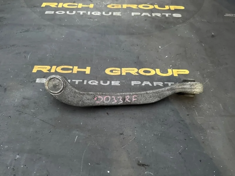 Рычаг подвески нижний Audi A6 2011 4F0407694H C7 CCAA, передний правый