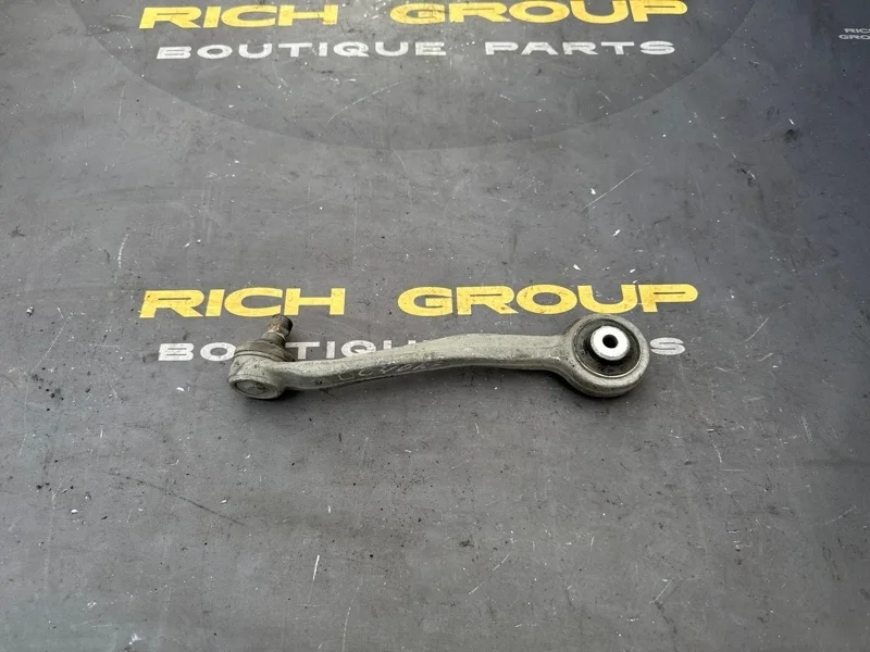 Рычаг подвески нижний Audi A6 2012 8K0407506M 4G2 CDUD, передний правый