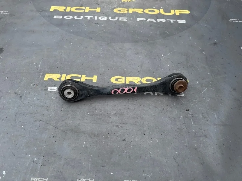 Рычаг подвески верхний Audi A7 2012 8K0501529L 4G CGXB, задний правый
