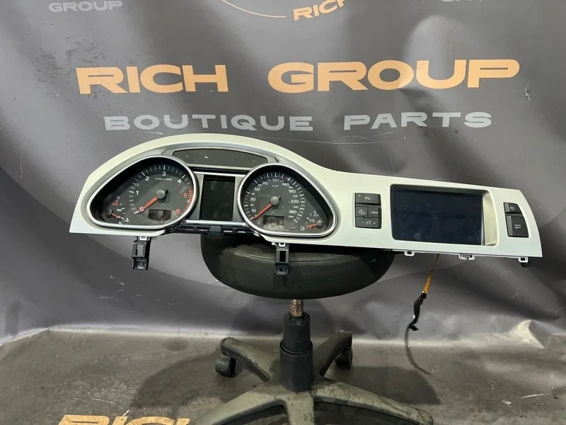 Панель приборов Audi Q7 2008 8T0919603C 4L BTR