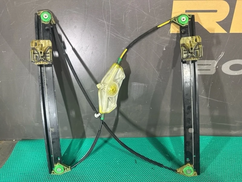 Стеклоподъемный механизм Audi A8 2010 4H0839462B D4 CDRA, задний правый